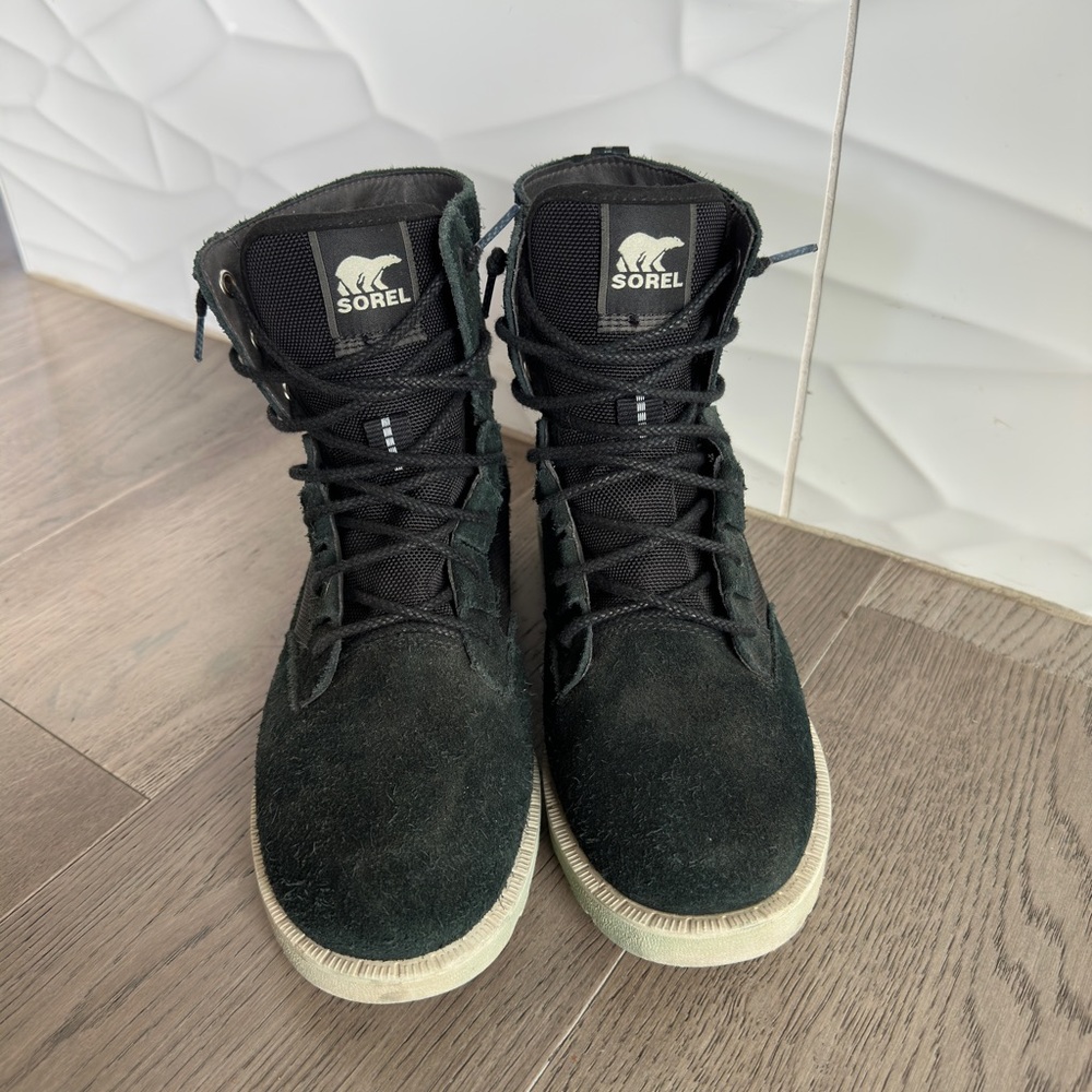 Sorel Women's Black Lace-up Boots